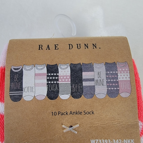 10 Pack of Rae Dunn Ankle Socks - Picture 3 of 15